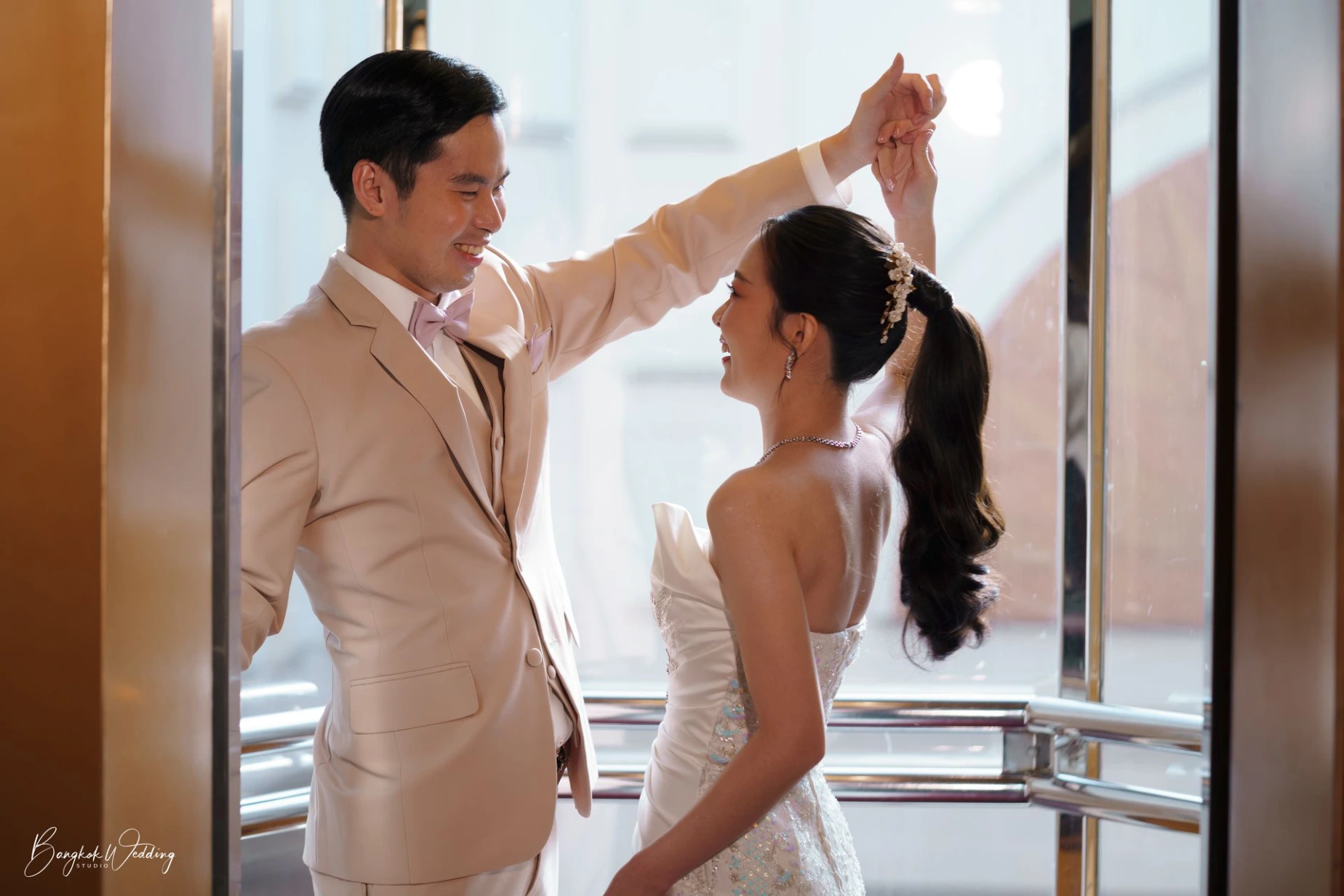 ถ่ายภาพงานแต่งงาน