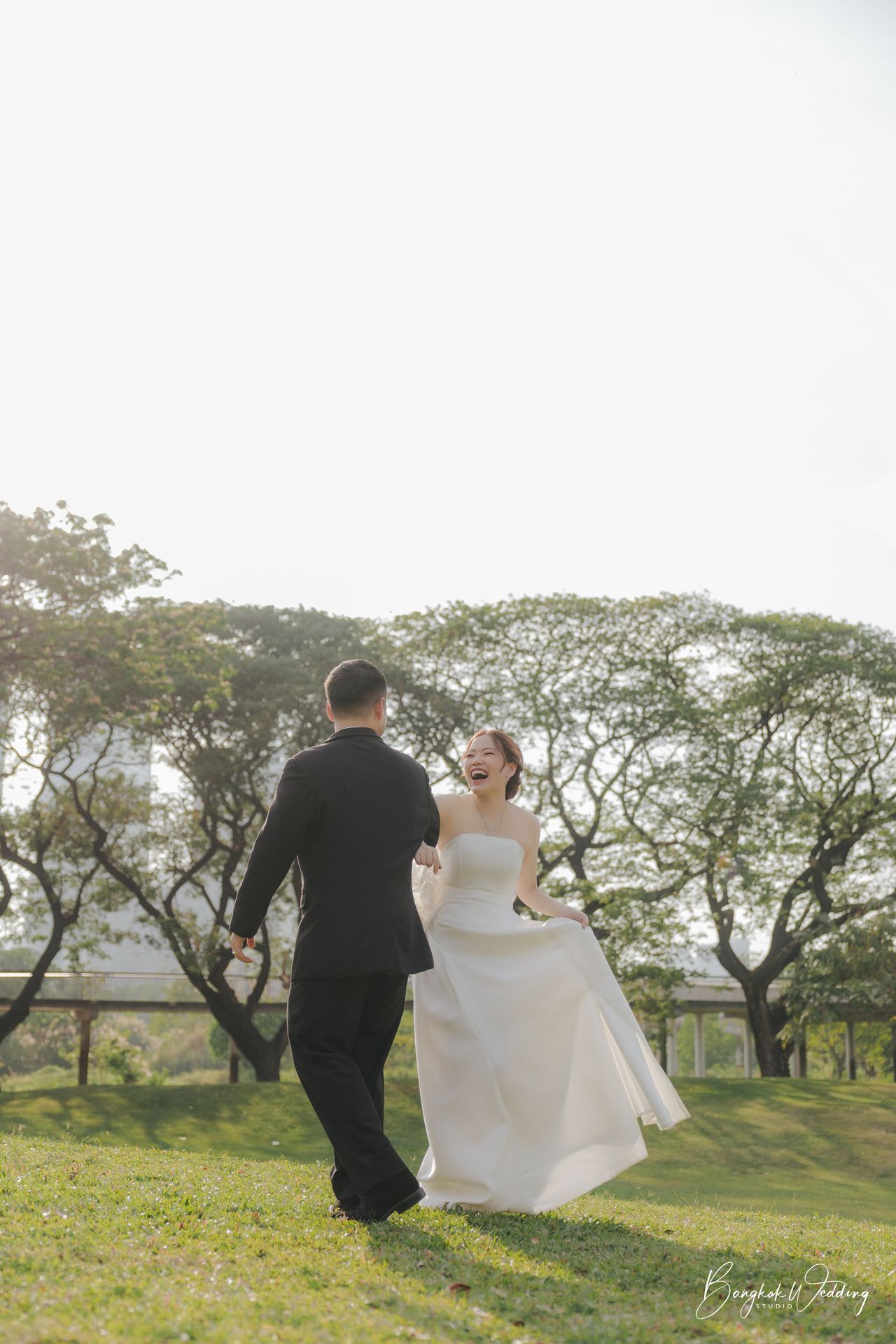 ถ่ายรูปแต่งงานสวน กรุงเทพ วิวเมือง