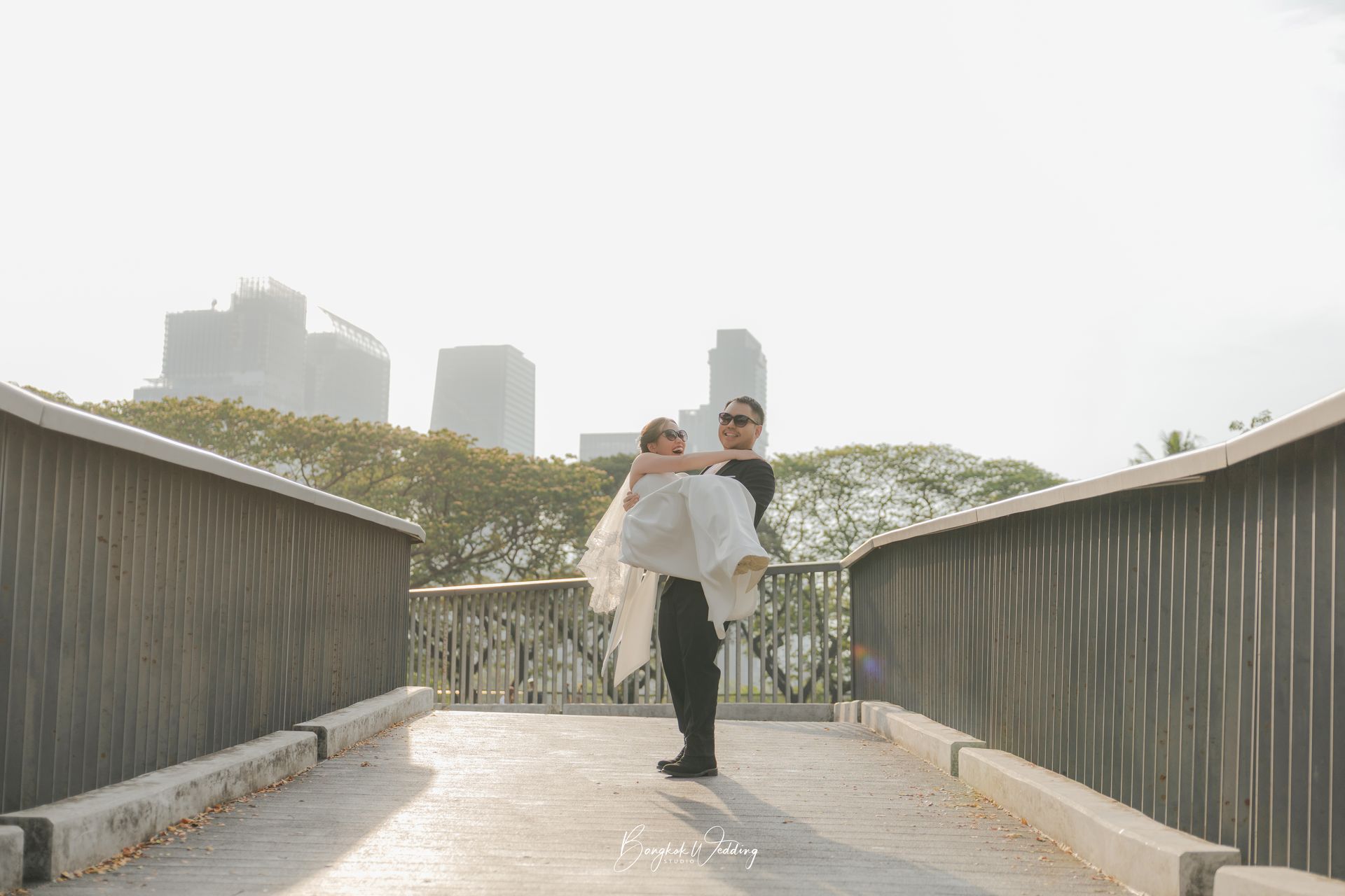 ถ่ายพรีเวดดิ้ง สวนเบญจกิติ