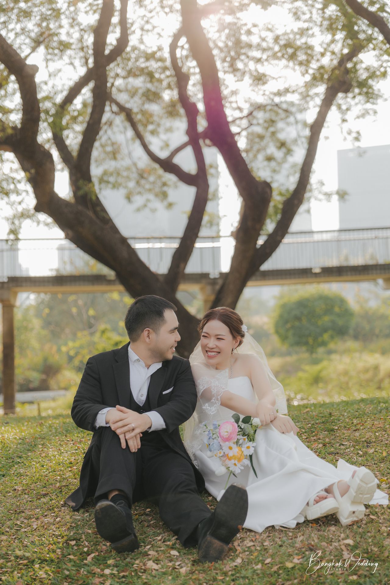 ถ่ายพรีเวดดิ้ง สวนเบญจกิติ