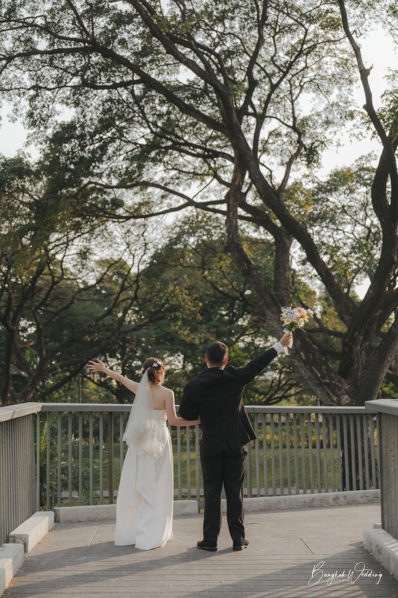 ถ่ายพรีเวดดิ้ง สวนเบญจกิติ