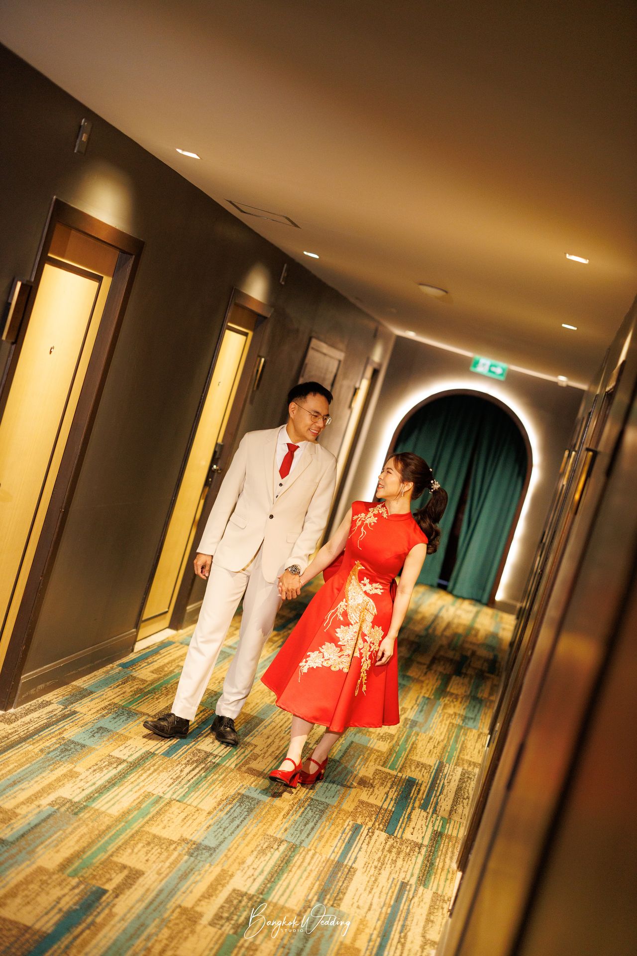 งานแต่งโรงแรม กรุงเทพ แสงสวย โมเดิร์น